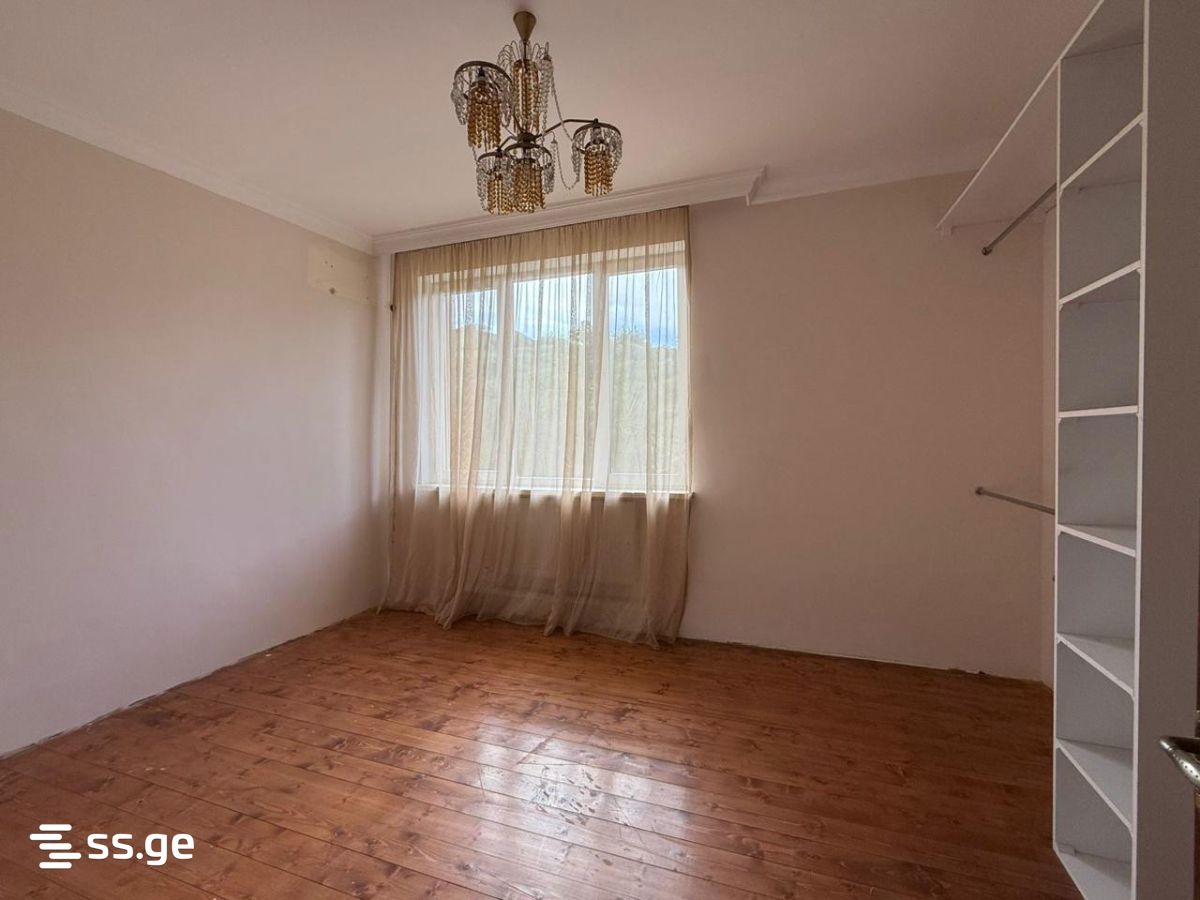 7 Room Private House For Rent. Rustavi view 11