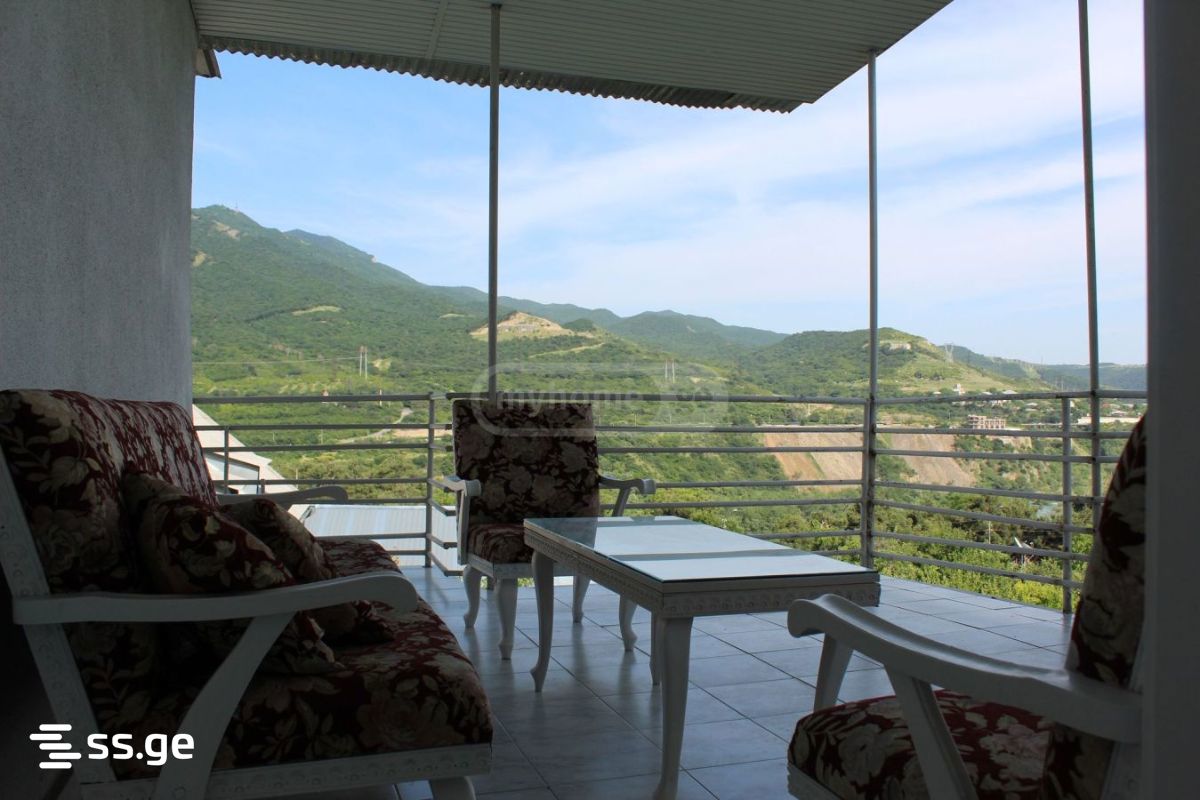 4 Room Summer Cottage For Rent. Mtskheta, 3 of 12