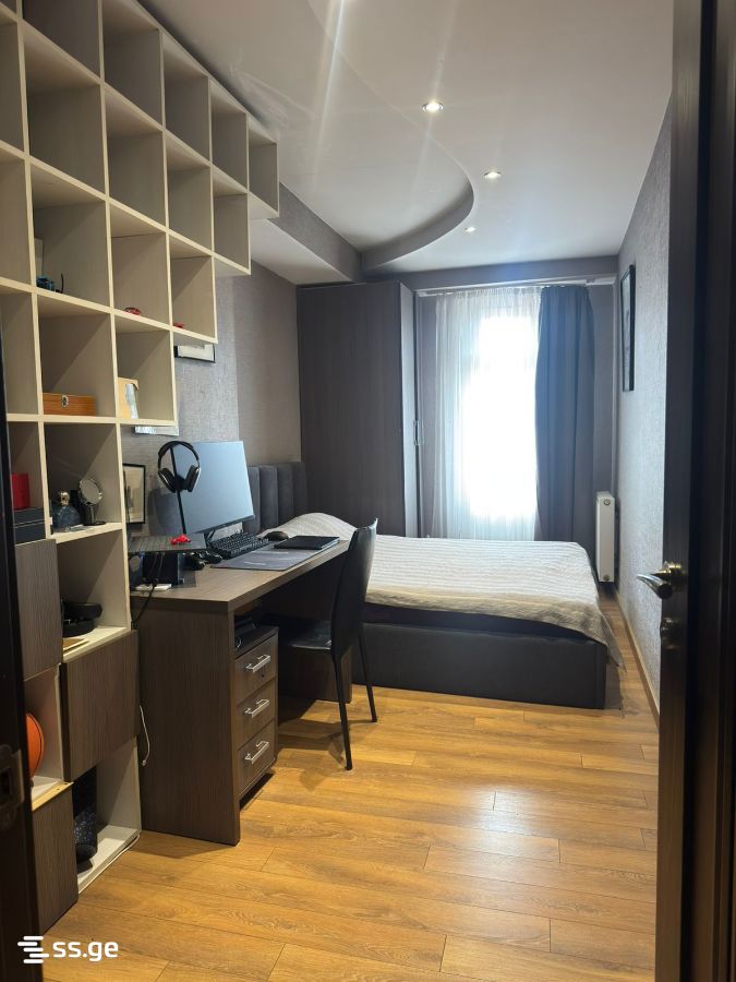 4 Room Flat For Sale view 9