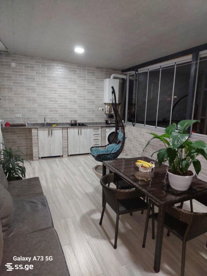 3 room Flat Daily rent. Batumi - Más
