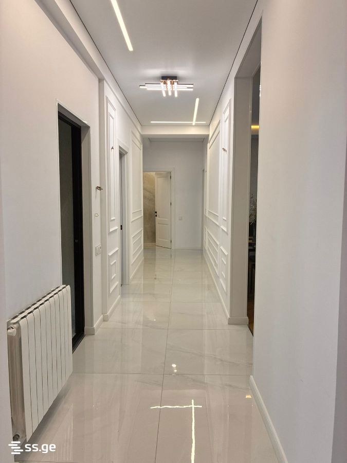 Commercial Space For Sale. Isani, 3 of 4