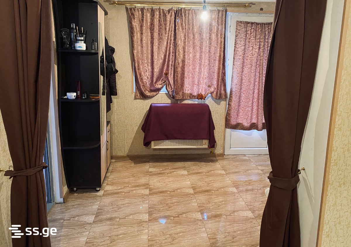 5 Room Flat For Sale view 5