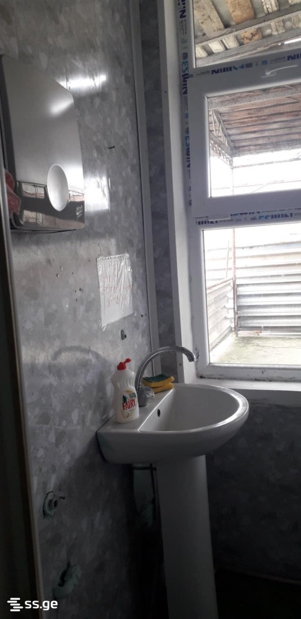 4 Room Private House For Rent. Zugdidi view 8