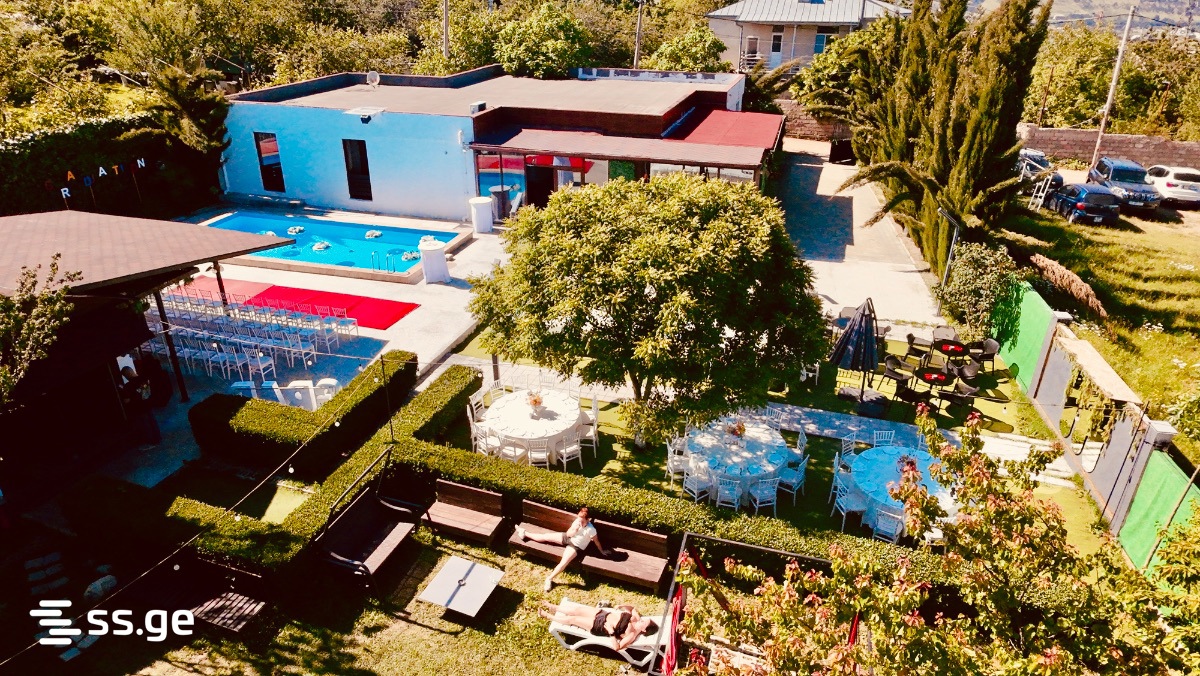 4 Room Summer Cottage Daily Rent. Tabakhmela view 2
