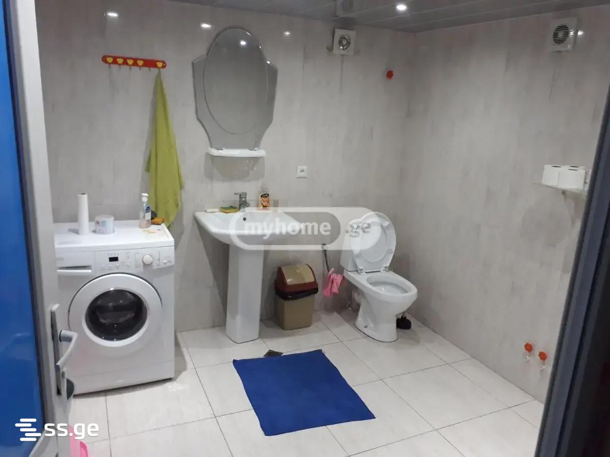 6 Room Summer Cottage For Rent. Lisi Lake view 9