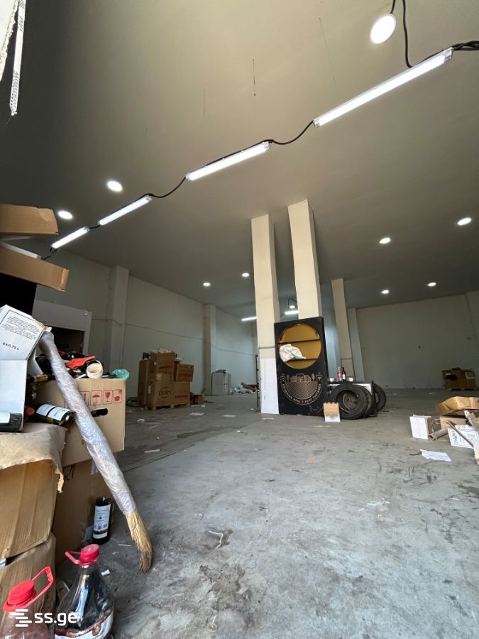 Store-Industrial Property For Rent. Samgori, 3 of 4