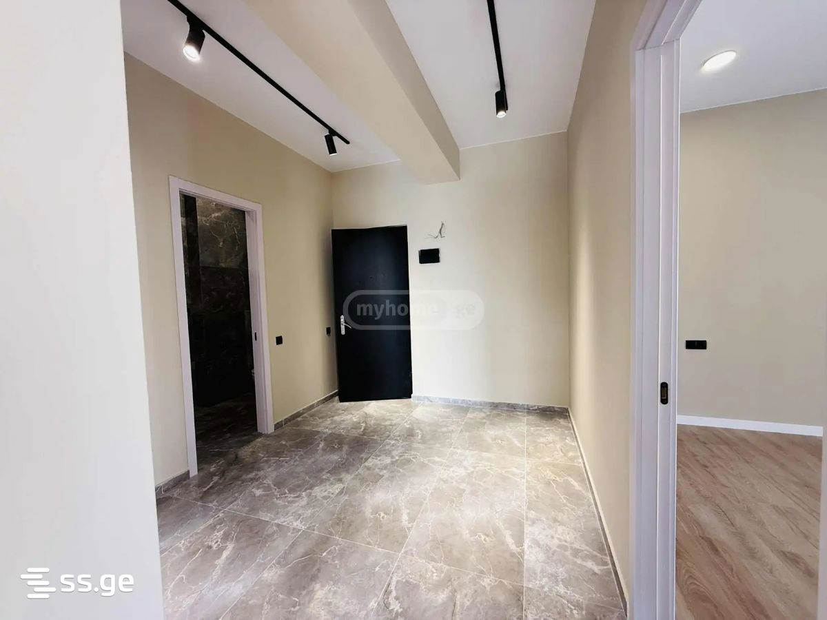 Продажа 3-комната Квартира view 10