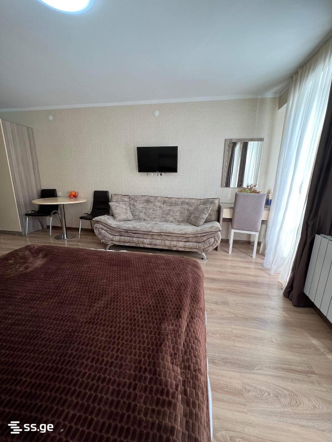 1 Room Hotel For Sale view 4