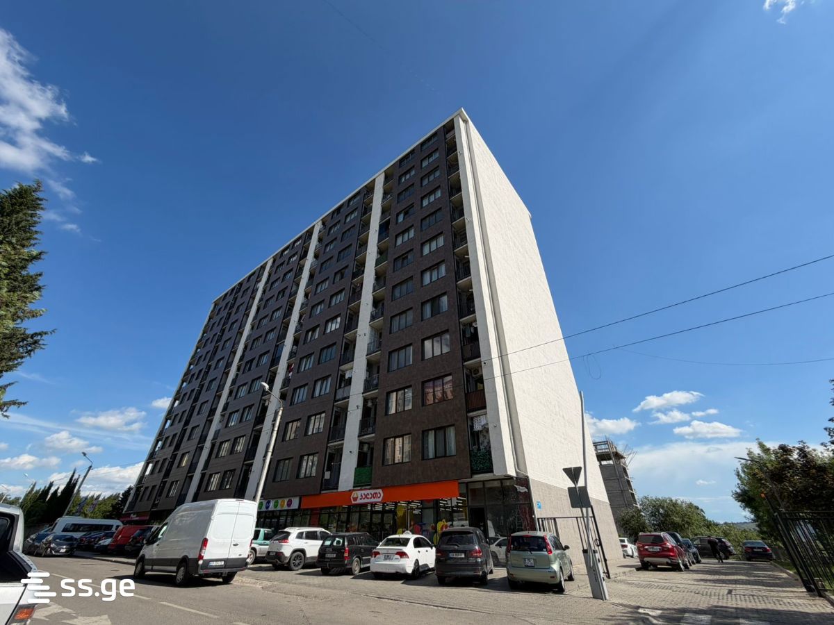3 room Flat For Sale. Mesame masivi – pohled 3