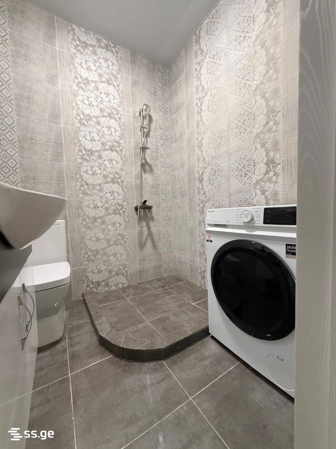 3 Room Flat For Sale view 3
