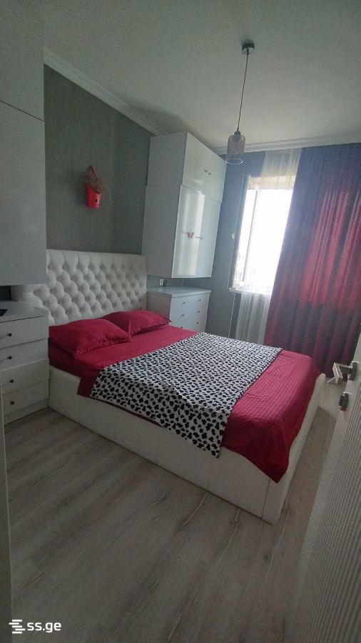 2 Room Flat Daily Rent. Rustavi, 1 of 3