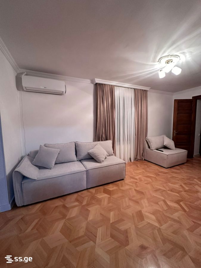 4 room Flat For Rent. Saburtalo - Vista 5