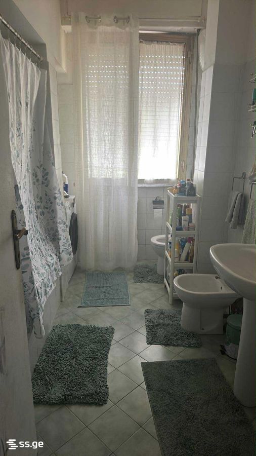3 Room Flat For Sale view 4