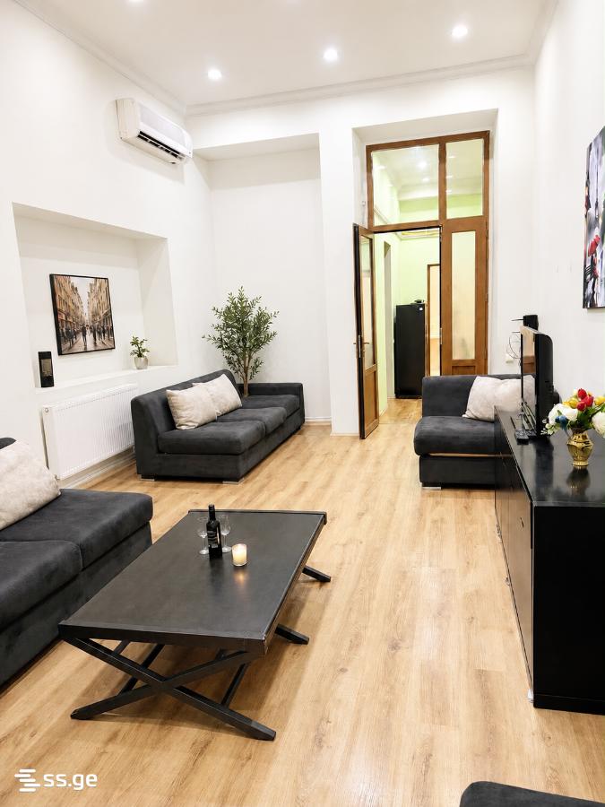 Office For Rent. Mtatsminda, 2 of 9