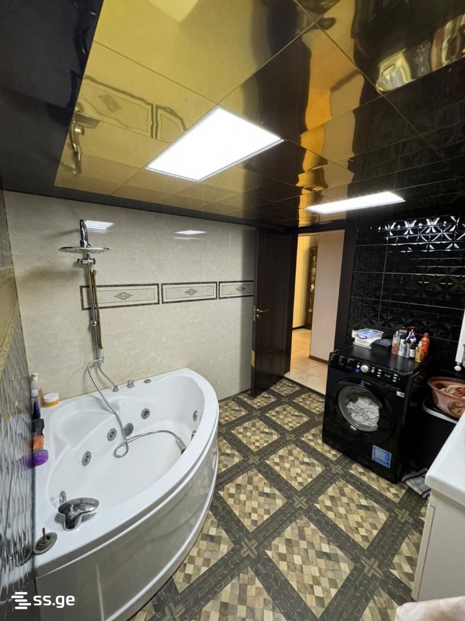 4 room Flat For Sale. Saburtalo - Widok 6