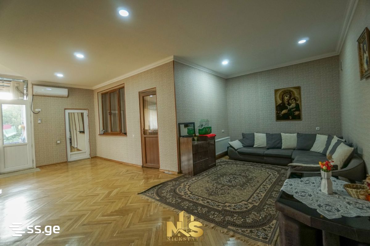 6 Room Private House For Sale, 2 of 4