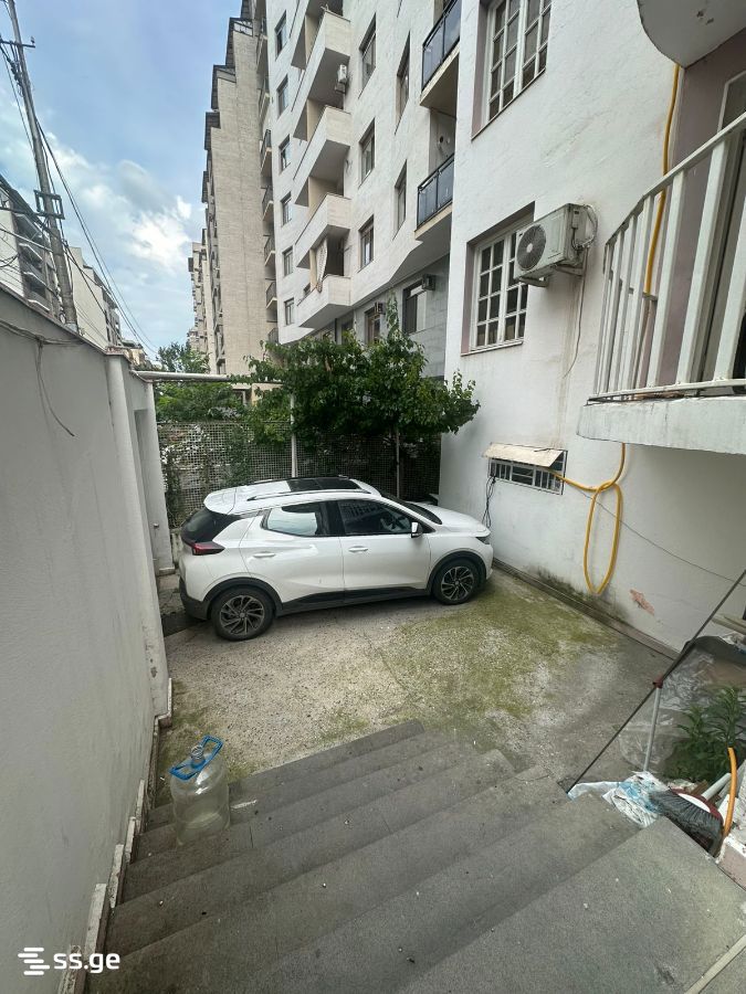 15 Room Hotel For Sale view 5