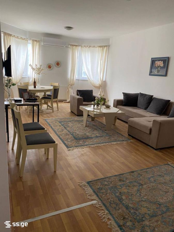 2-Zimmer-Wohnung, 75 m²