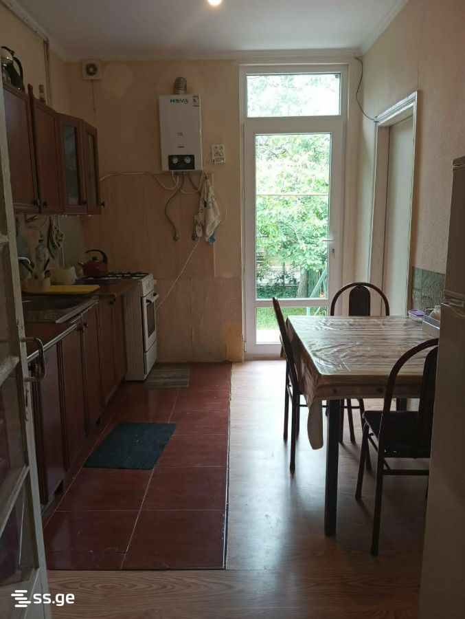 5 Room Summer Cottage For Rent. Tskneti view 6