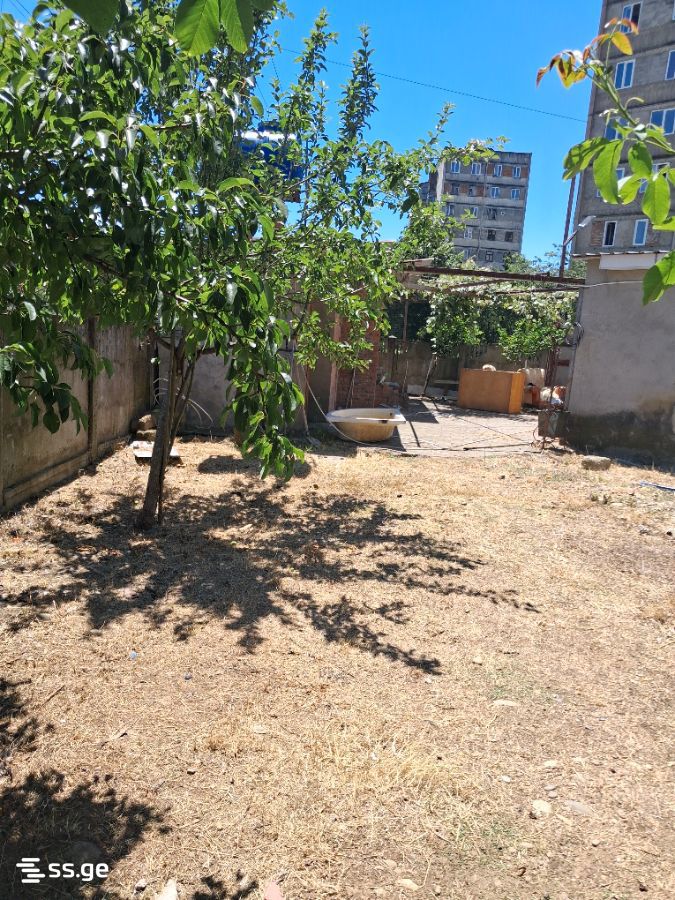 3 Room Private House For Sale view 10