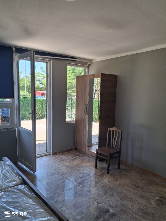 3 Room Private House For Sale view 5