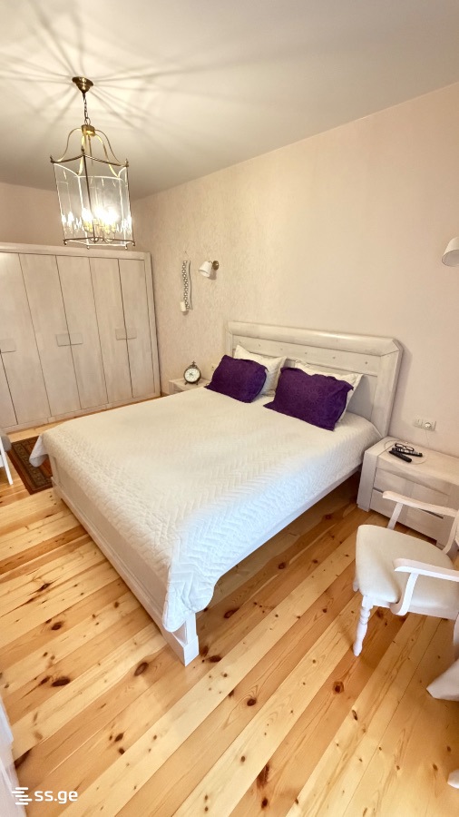 3 Room Private House For Rent. Vake, 1 of 4