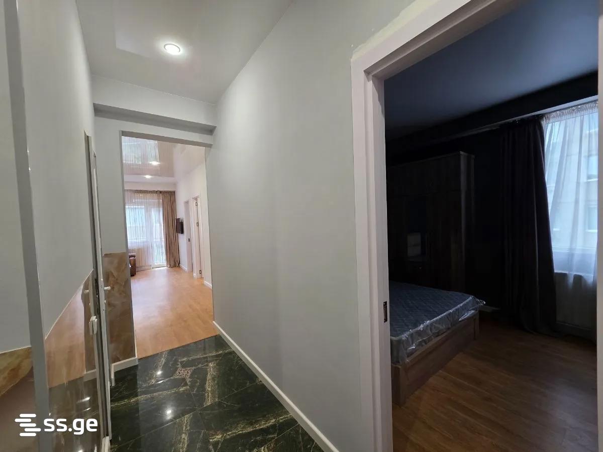 4 room Flat For Sale. Saburtalo - Widok 4