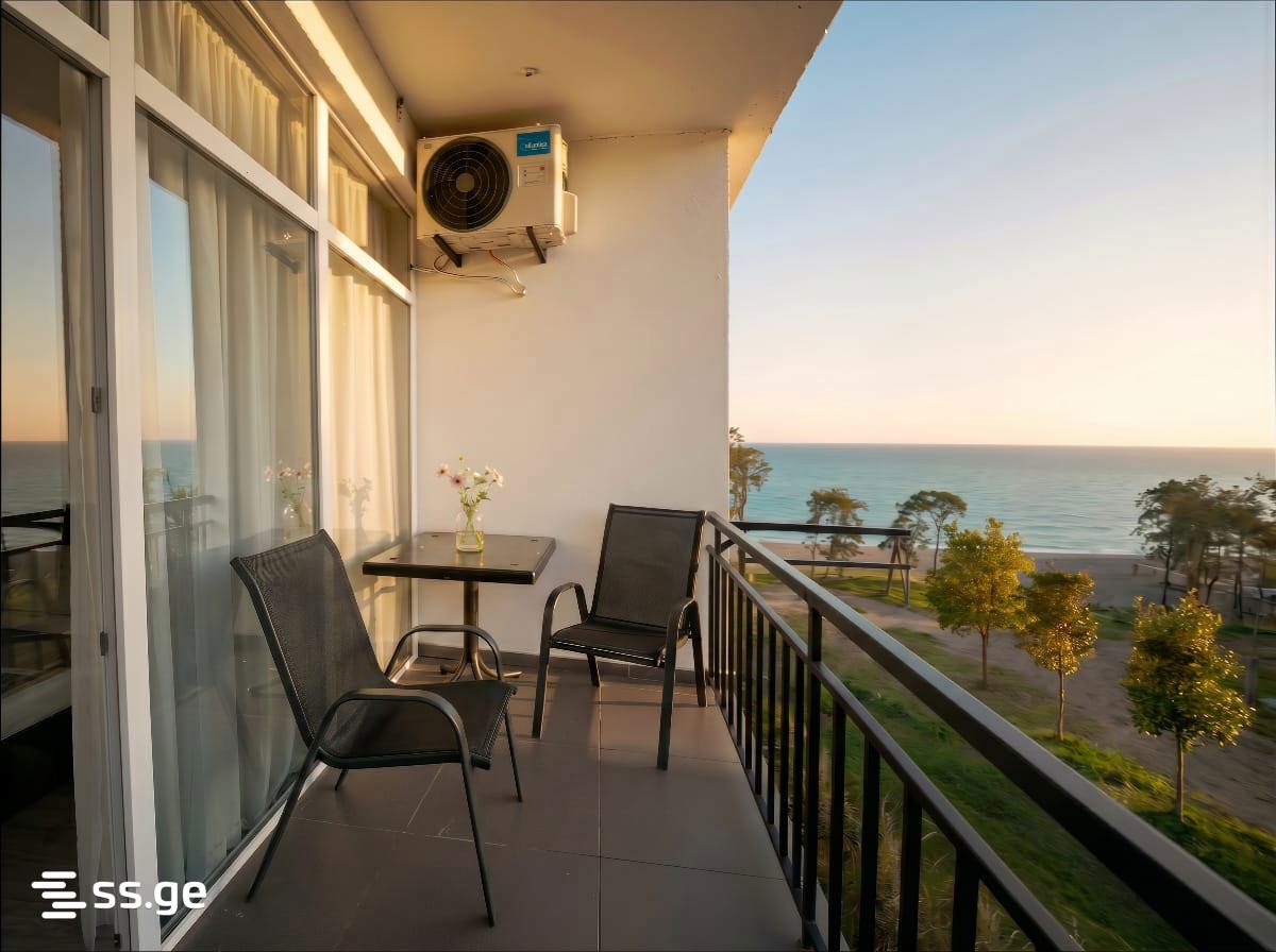 1 Room Flat Daily Rent. Kobuleti view 6
