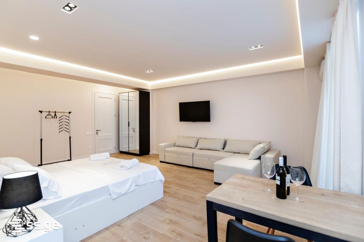 Shopping Property For Sale. Chugureti, 3 of 4