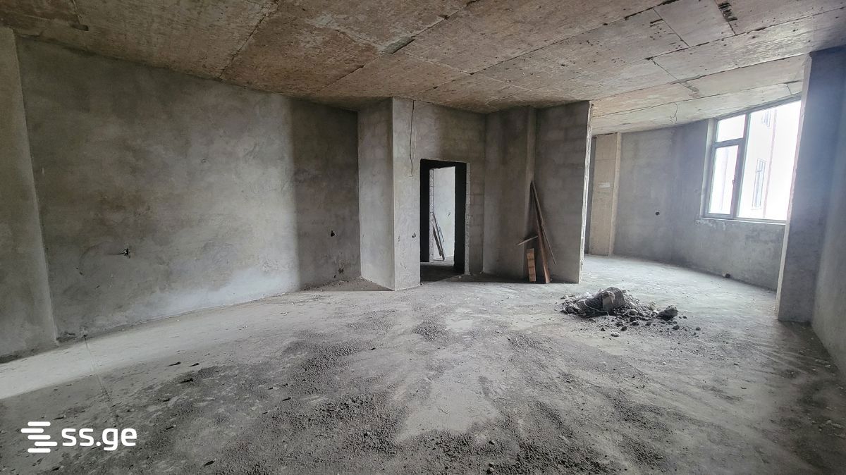 Продажа 4-комната Квартира view 5
