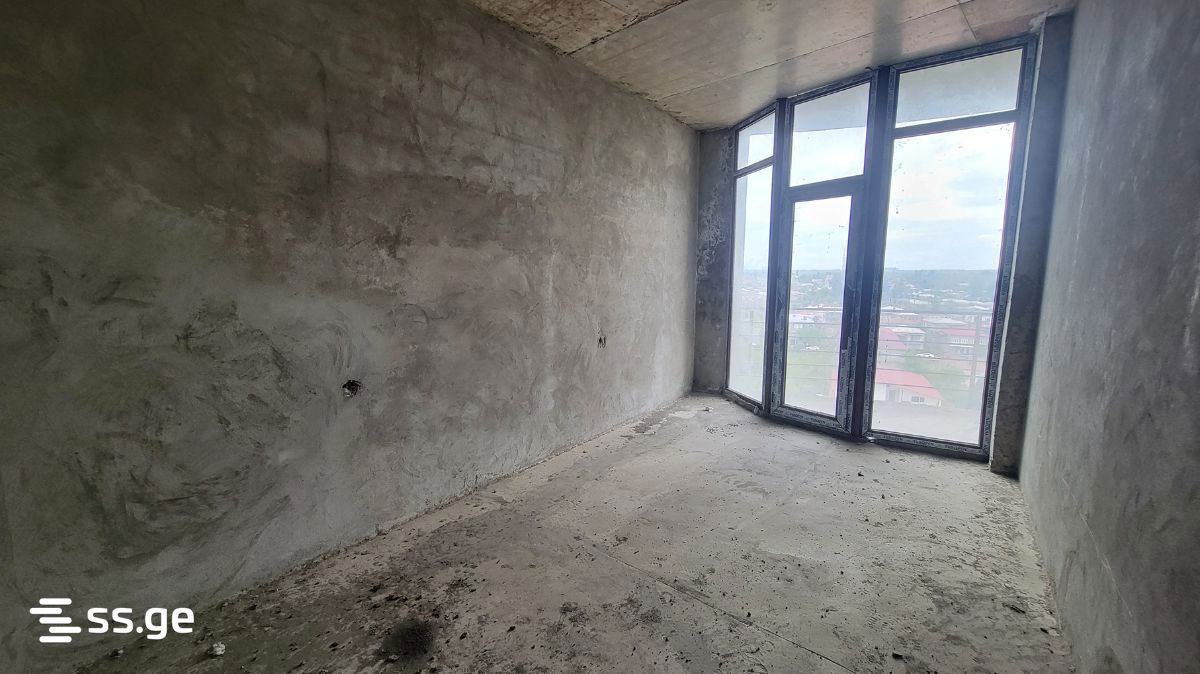 Продажа 4-комната Квартира view 6