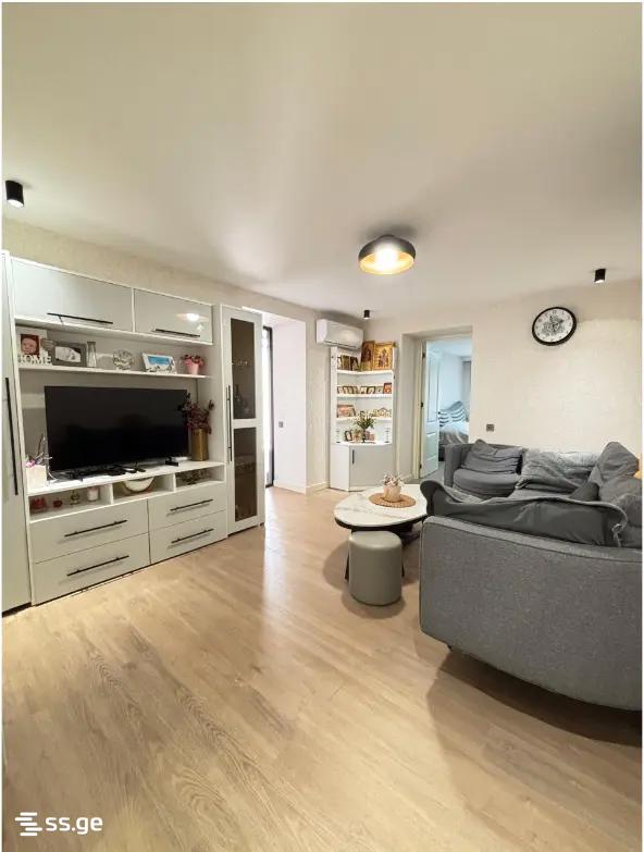 4 Room Private House For Sale view 18