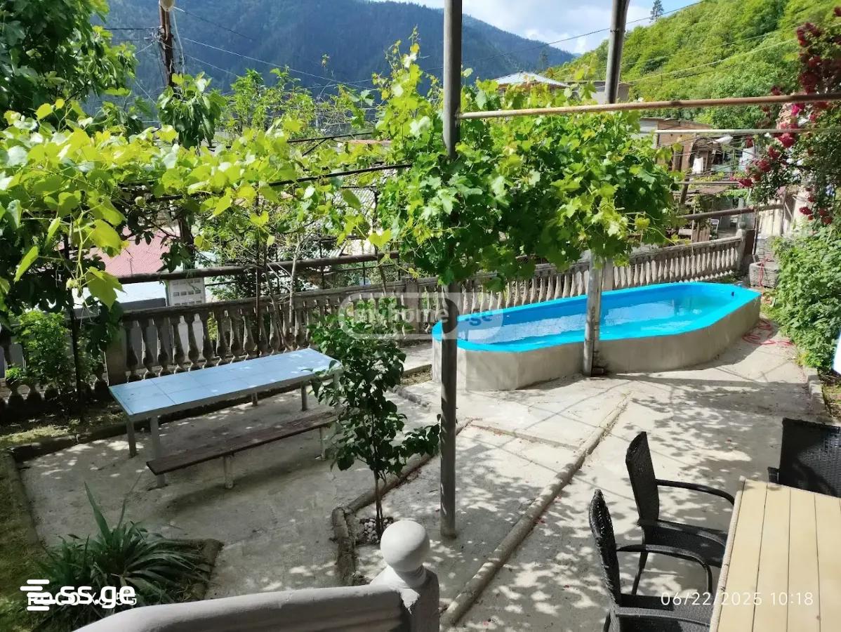 5 Room Private House For Sale view 3