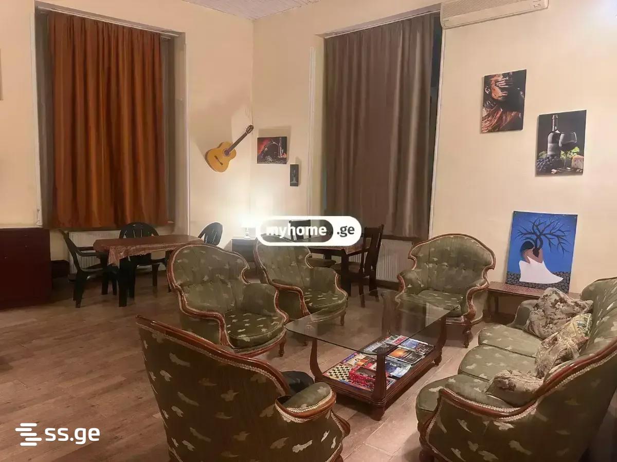 6 Room Hotel For Rent. Sololaki view 39
