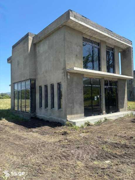 Продажа 7-комната Квартира view 2