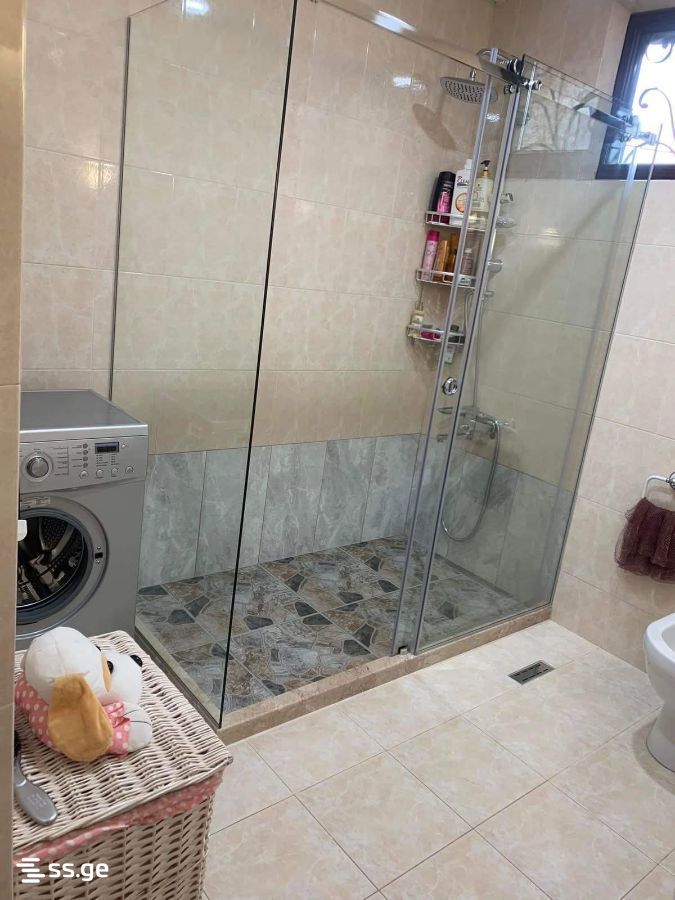 5 Room Summer Cottage For Rent. Batumi view 3