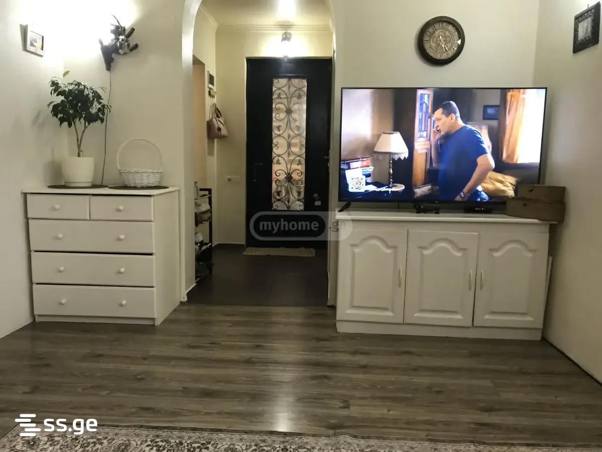 3 Room Private House For Sale view 4
