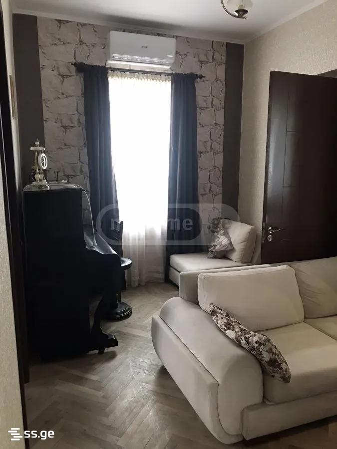 3 Room Summer Cottage For Rent. Saguramo view 8