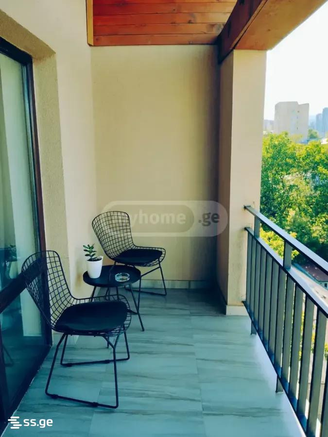 10 Room Private House For Sale view 5