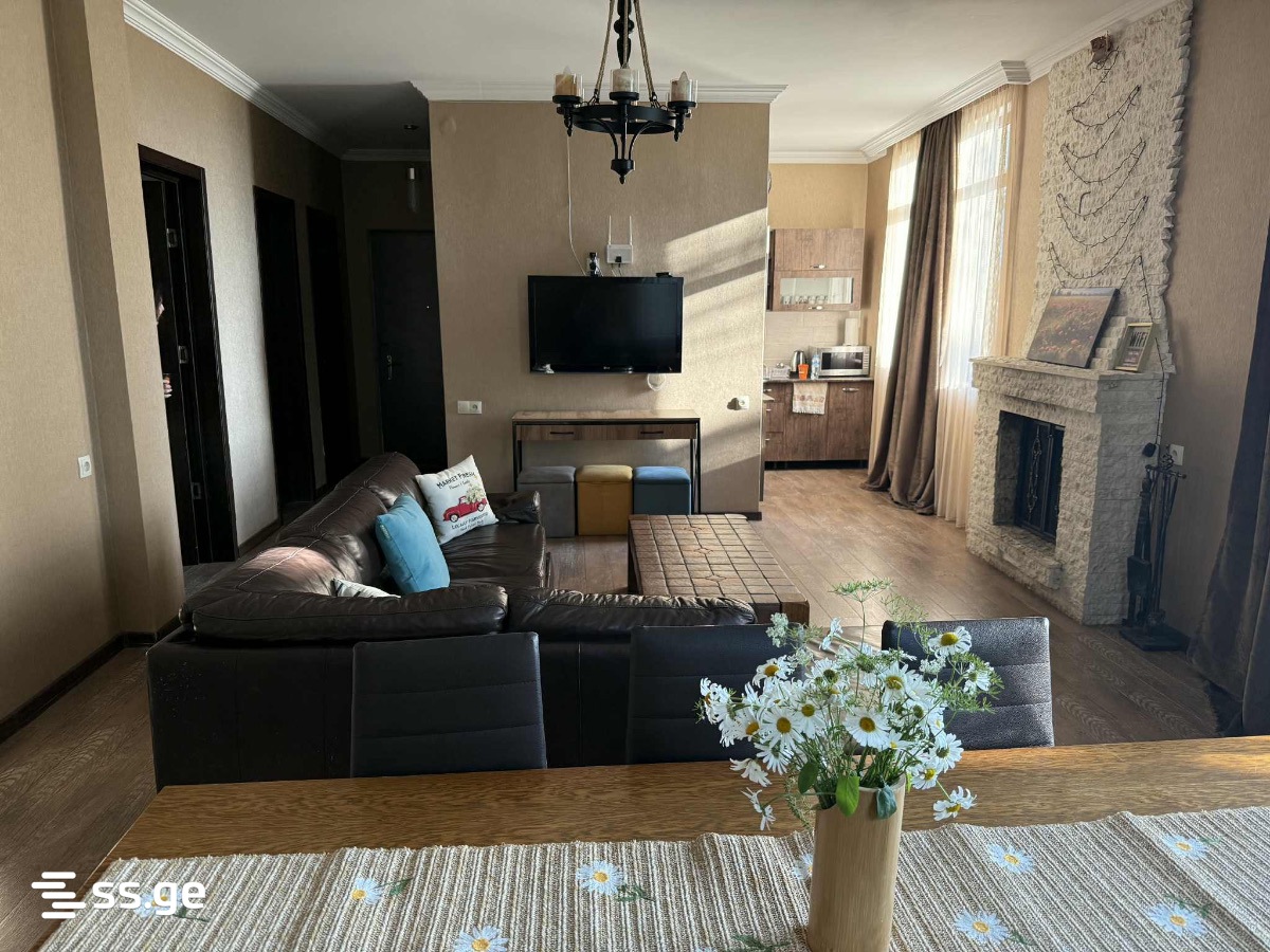 4 Room Summer Cottage Daily Rent. Bakuriani view 3