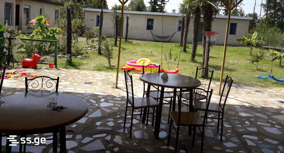 5 Room Hotel For Sale view 4