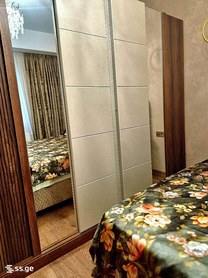 4 room Flat Daily rent. Ortachala - Mehr
