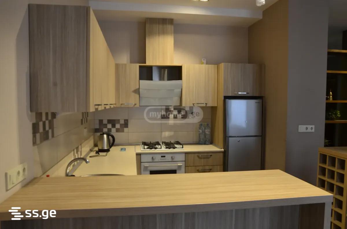 6 room Flat For Rent. Saburtalo - Vista 2