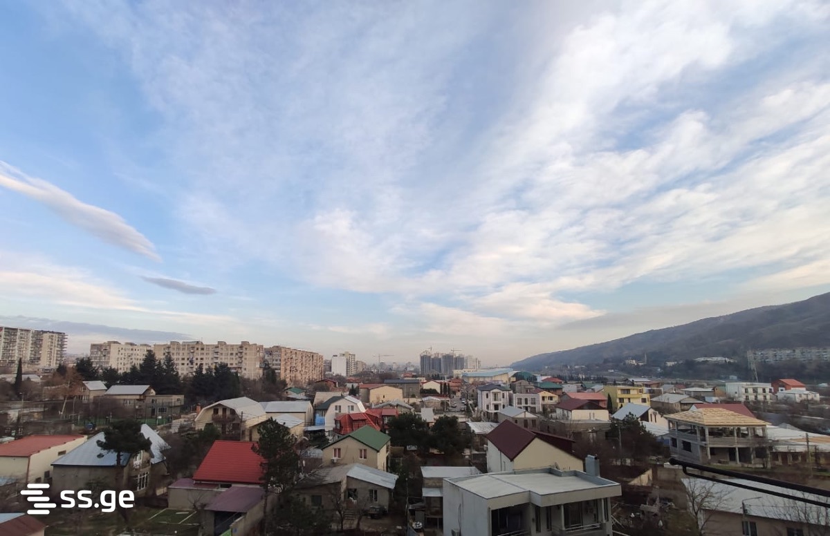 2 Room Flat Daily Rent. Isani view 2