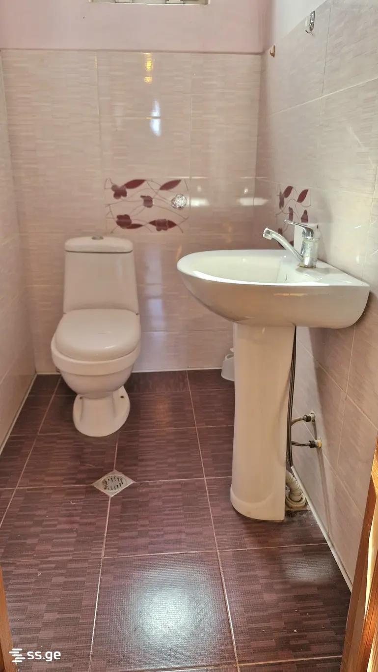 5 Room Summer Cottage For Rent. Mtatsminda view 13