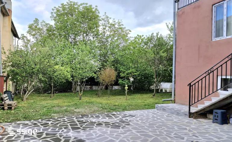 5 Room Summer Cottage For Rent. Mtatsminda view 1