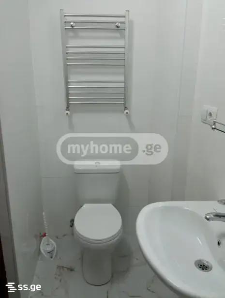 Hotel For Sale. Gori view 7