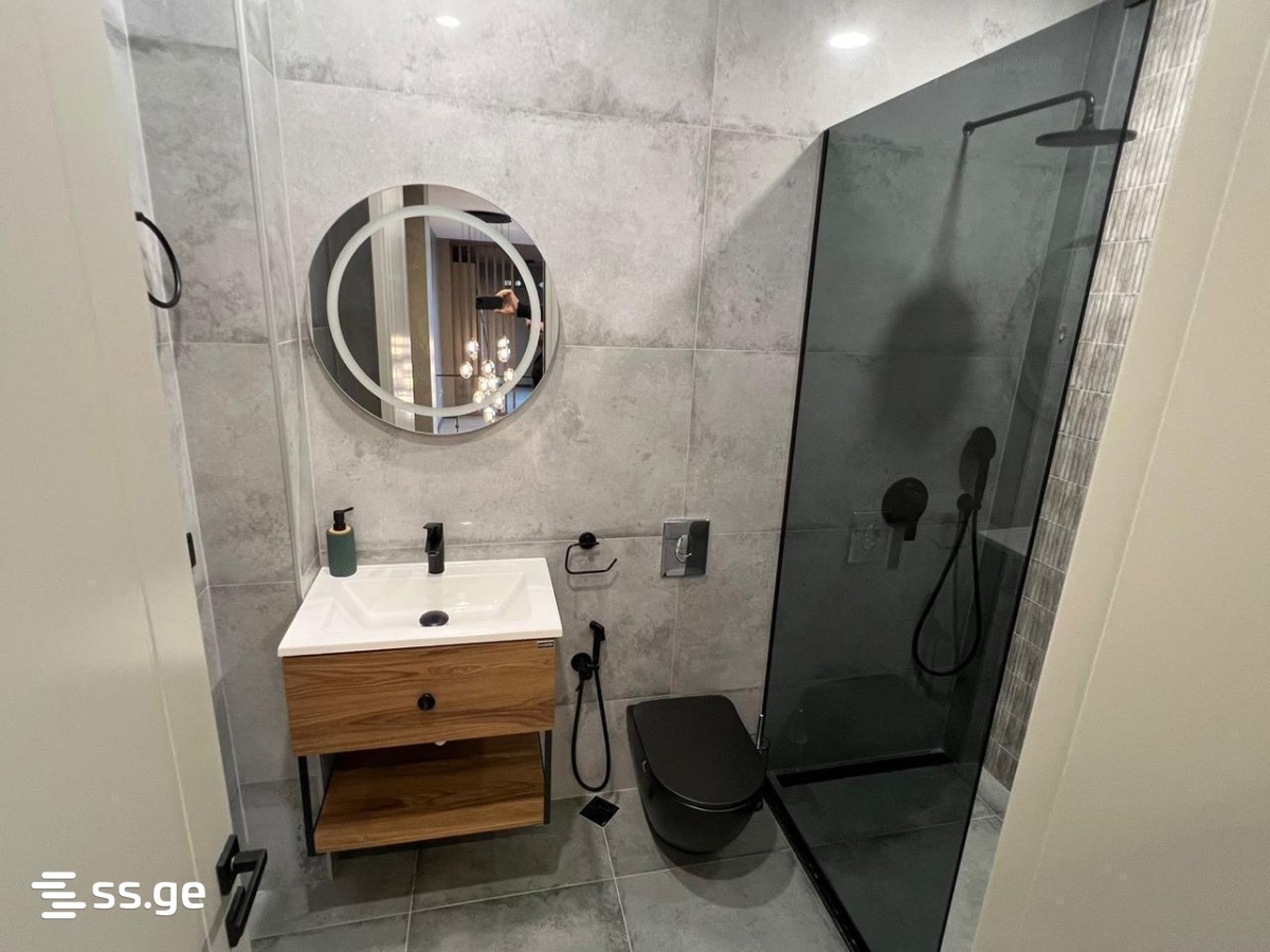 6 Room Summer Cottage For Rent. Batumi view 11