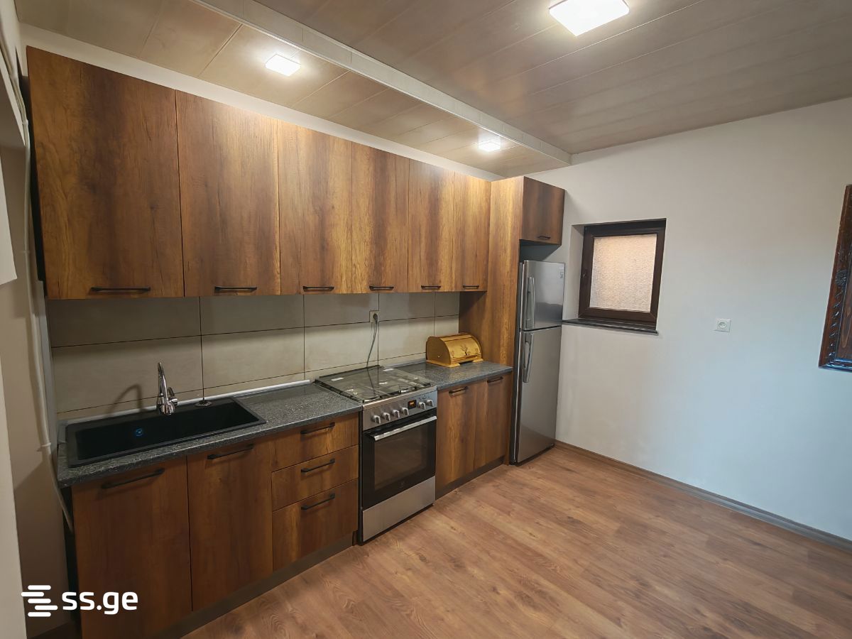 4 Room Private House Daily Rent. Kutaisi view 3