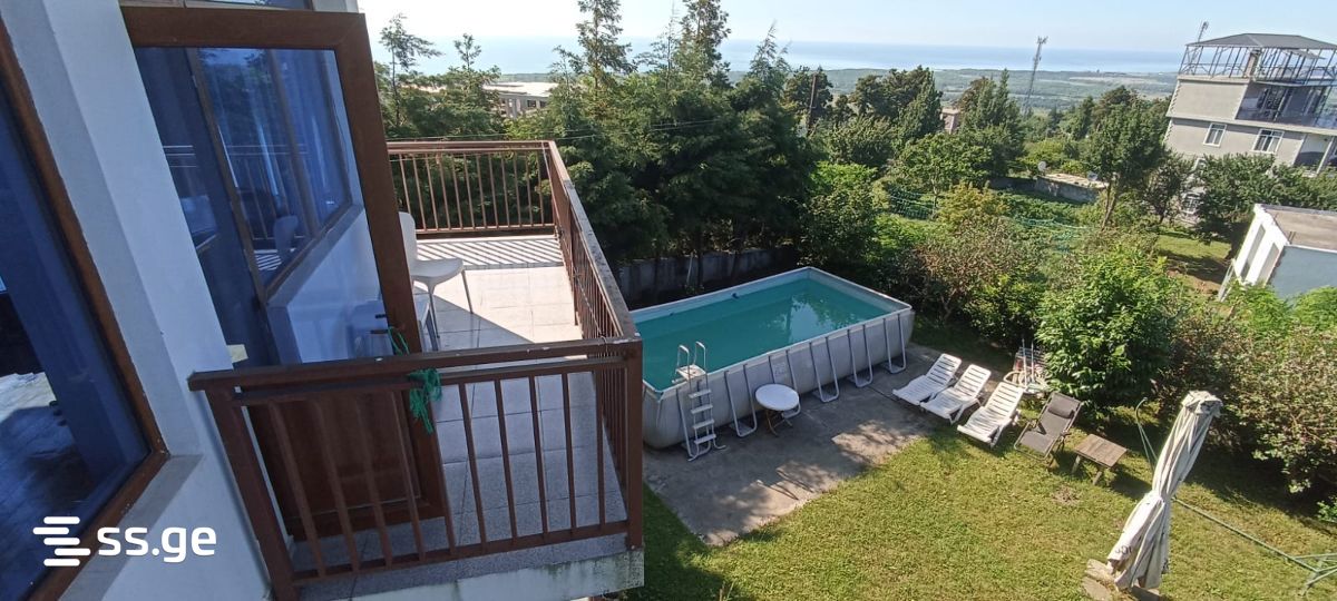 9 Room Summer Cottage Daily Rent. Batumi view 4